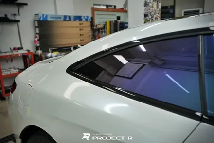 벤츠 S63 AMG 쿠페 에이버리 화이트펄 전체랩핑, 크롬죽이기 시공, 부천랩핑 프로젝트알 / 부천 원미구 상동