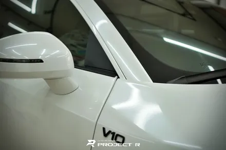 아우디 R8 전체 랩핑, 비닐프로그 글로시 펄 화이트 시공, 부천랩핑 프로젝트알 / 부천 원미구 상동