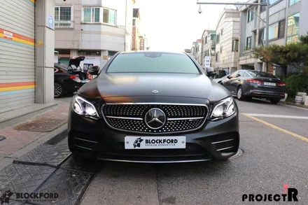 부천랩핑은 이곳 벤츠 E43amg 사틴블랙 전체랩핑 시공하다 / 부천 원미구 상동