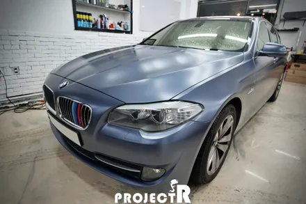 BMW 5시리즈 전체 랩핑, 520d 에이버리 사틴 그레이 블루 메탈릭 자동차 래핑 by 인천 프로젝트알 / 부천 원미구 상동