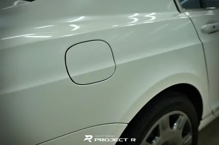 벤틀리 플라잉스퍼 전체 랩핑 재시공, 에이버리 유광 화이트펄 자동차랩핑, 부천 프로젝트알 / 부천 원미구 상동
