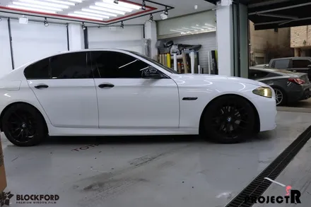부천랩핑 BMW 520d 전체랩핑 에이버리 유광화이트 래핑시공기 / 부천 원미구 상동