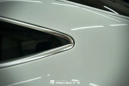 벤츠 AMG GT 4도어 에이버리 유광 화이트 전체 랩핑, 부천 자동차랩핑 프로젝트알 / 부천 원미구 상동