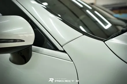 부천랩핑 벤츠 E클래스 쿠페 에이버리 유광 화이트펄 전체 랩핑 시공, 프로젝트알 / 부천 원미구 상동