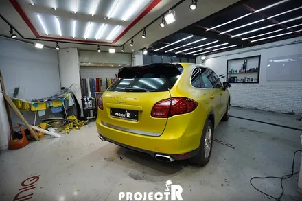 포르쉐 카이엔 3M1080 사틴비터옐로우 / 부천 원미구 상동