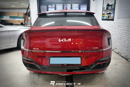 기아 EV6 부분 포인트 랩핑, 에이버리 카본 필름 시공, 부천랩핑 프로젝트알 / 부천 원미구 상동