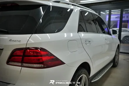 벤츠 GLE 350d 에이버리 유광 화이트 전체 랩핑 시공, 부천 자동차랩핑 프로젝트R / 부천 원미구 상동