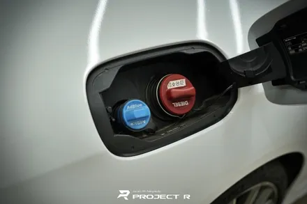 벤츠 C클래스 C220d 쿠페 에이버리 유광 화이트 전체 랩핑 시공, 부천 상동 프로젝트알 / 부천 원미구 상동