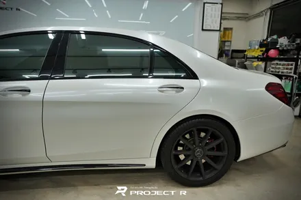 벤츠 S63 AMG 에이버리 유광 화이트펄 전체 랩핑, 부천 자동차랩핑 프로젝트알 / 부천 원미구 상동