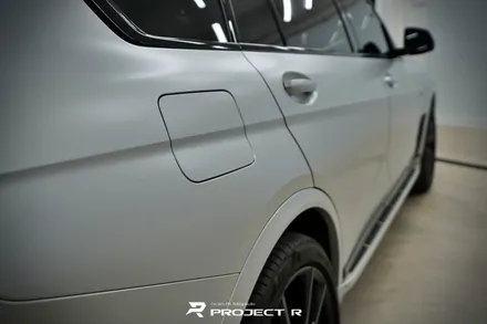 BMW X7 전체 랩핑, 에이버리 사틴 실버 메탈릭 시공, 부천 자동차랩핑 프로젝트R / 부천 원미구 상동