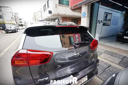 니로 하이브리드 신차패키지, 블락포디 블랙크롬 열차단 썬팅, 파인뷰 LX2000 블랙박스 설치, PPF 생활보호패키지 by 부천 프로젝트R / 부천 원미구 상동