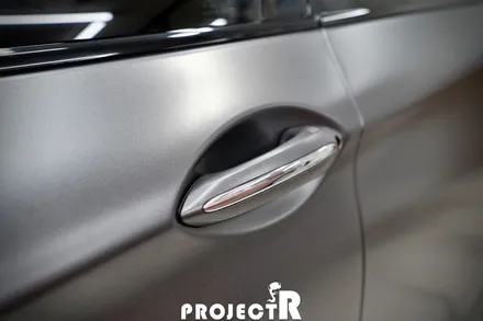 BMW 5시리즈 528i 에이버리 사틴그레이 전체 랩핑, 부천 자동차 래핑 전문 프로젝트R / 부천 원미구 상동