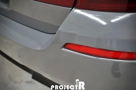 BMW 5시리즈 전체 랩핑, 에이버리 락그레이 자동차 래핑 by 부천 랩핑 전문 프로젝트R / 부천 원미구 상동