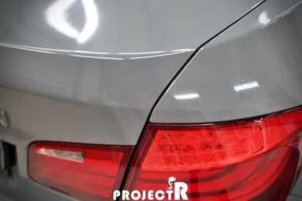 BMW 5시리즈 전체 랩핑, 에이버리 락그레이 자동차 래핑 by 부천 랩핑 전문 프로젝트R / 부천 원미구 상동