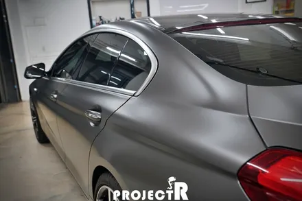BMW 6시리즈 640d 전체 랩핑, 에이버리 사틴 바솔트 메탈릭 시공, 부천 자동차 랩핑은 프로젝트알~ / 부천 원미구 상동