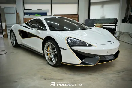 맥라렌 570s 에이버리 유광 화이트 전체 랩핑, 스텍 다이노 플렉스 윈드쉴드 시공 / 부천 프로젝트R / 부천 원미구 상동
