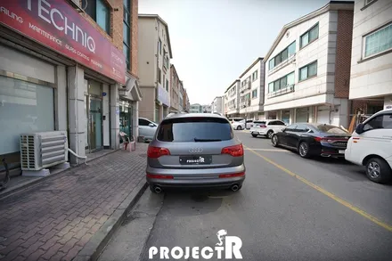 아우디 Q7 에이버리 사틴 그레이 전체 랩핑 + 블랙브러쉬 실내 랩핑 by 프로젝트R / 부천 원미구 상동