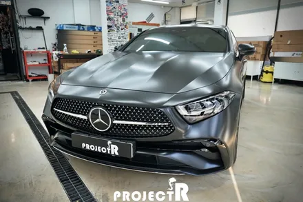 벤츠 CLS 300d 에이버리 사틴블랙 전체 랩핑 시공, 부천 자동차랩핑은 프로젝트알 / 부천 원미구 상동