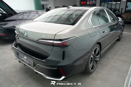 BMW 7시리즈 듀오톤 랩핑, 750e 오토벨벳 리페어블랙 시공 부천랩핑 프로젝트알 / 부천 원미구 상동