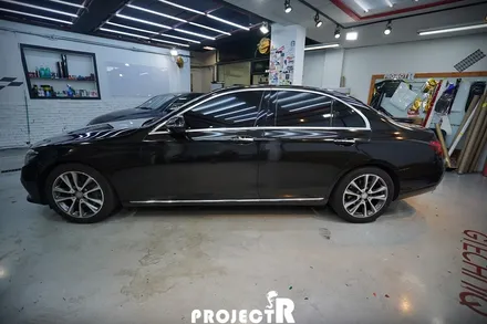 벤츠 E클래스 E300 전체 랩핑, 에이버리 슈프림 유광 이클립스 메탈릭 by 부천 자동차래핑 전문 프로젝트R / 부천 원미구 상동