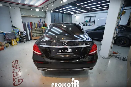 벤츠 E클래스 E300 전체 랩핑, 에이버리 슈프림 유광 이클립스 메탈릭 by 부천 자동차래핑 전문 프로젝트R / 부천 원미구 상동