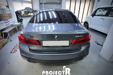 BMW 5시리즈 520d 전체 랩핑, 에이버리 유광블랙 자동차 래핑 by 인천 프로젝트알 / 부천 원미구 상동