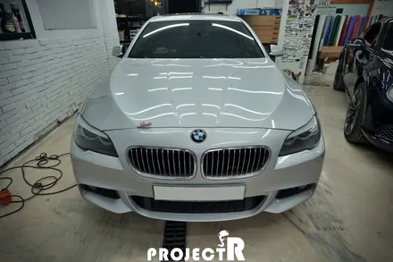 BMW 5시리즈 520d 에이버리 화이트펄 전체 랩핑, 부천 자동차래핑 프로젝트알 / 부천 원미구 상동