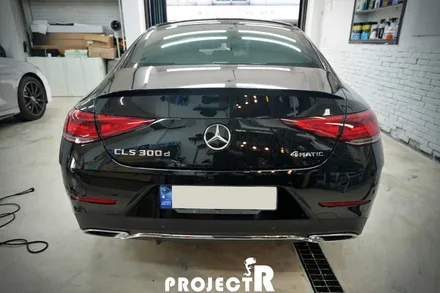 벤츠 CLS 300d 에이버리 사틴블랙 전체 랩핑 시공, 부천 자동차랩핑은 프로젝트알 / 부천 원미구 상동