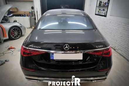 벤츠 S580 S클래스 마이바흐 투톤 랩핑, 하단 에이버리 유광 화이트펄 시공 / 부천랩핑 프로젝트알 / 부천 원미구 상동