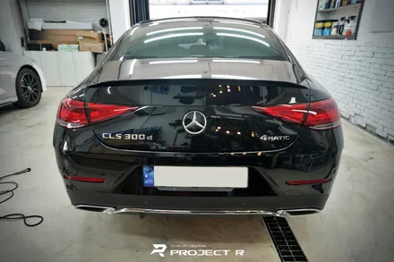 벤츠 CLS 300d 전체 랩핑 에이버리 사틴블랙 시공, 부천 자동차랩핑 전문 프로젝트알 / 부천 원미구 상동