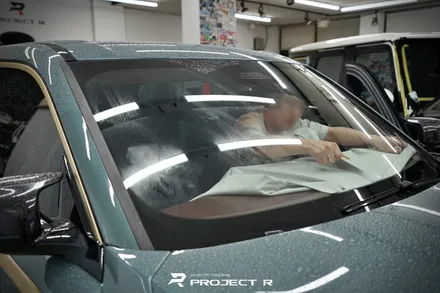 BMW XM 전면 열차단 썬팅, 글라스틴트 슈어X 윈도 틴팅, 부천 프로젝트알 / 부천 원미구 상동