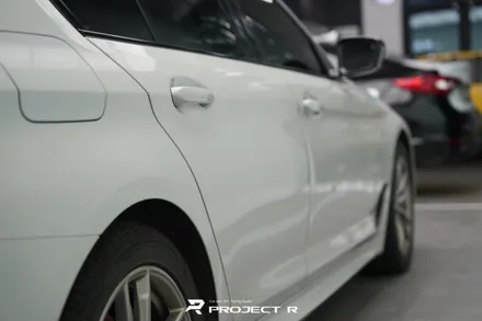 BMW 5시리즈 530i 전체 랩핑 재시공, 비닐프로그 고광택 게인스보로 그레이, 부천 프로젝트알 / 부천 원미구 상동
