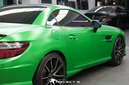 벤츠 SLK55 AMG 전체 랩핑, 오토벨벳 사틴 그린헬 시공, 부천 자동차랩핑 프로젝트R / 부천 원미구 상동