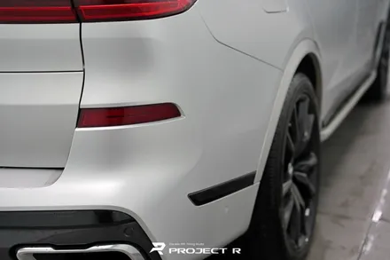 부천 랩핑, BMW X7 사고수리 후 부분 랩핑 재시공, 에이버리 사틴 실버메탈릭 / 부천 원미구 상동