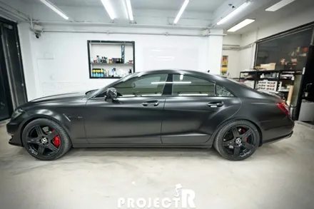 벤츠 CLS 63 AMG 전체 랩핑, 에이버리 사틴블랙 재시공, 부천 자동차 랩핑 프로젝트알 / 부천 원미구 상동