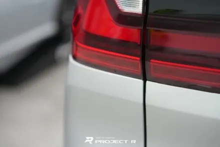 부천 랩핑, BMW X7 사고수리 후 부분 랩핑 재시공, 에이버리 사틴 실버메탈릭 / 부천 원미구 상동