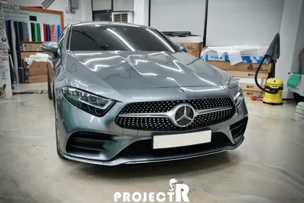 벤츠 CLS 300d 전체 랩핑, 에이버리 유광 화이트 시공, 부천 자동차래핑 프로젝트R / 부천 원미구 상동