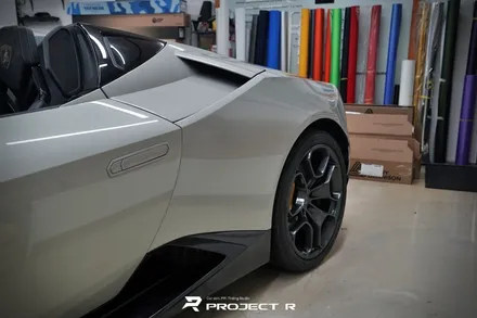람보르기니 우라칸 전체 랩핑, 에이버리 사틴 화이트펄 시공, 부천랩핑 프로젝트알 / 부천 원미구 상동