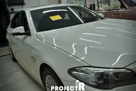 BMW 5시리즈 528i 에이버리 사틴그레이 전체 랩핑, 부천 자동차 래핑 전문 프로젝트R / 부천 원미구 상동