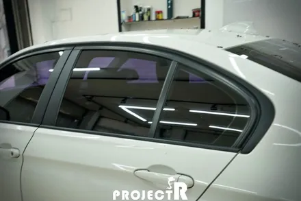 BMW 3시리즈 글라스틴트 선셋 열차단 썬팅(윈도틴팅), 3M2080 매트릭스블랙 실내 포인트 랩핑 by 프로젝트알 / 부천 원미구 상동
