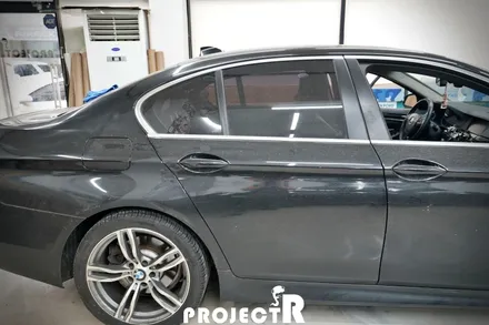 BMW 5시리즈 전체 랩핑, 에이버리 락그레이 자동차 래핑 by 부천 랩핑 전문 프로젝트R / 부천 원미구 상동