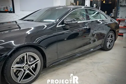 벤츠 CLS 300d 에이버리 사틴블랙 전체 랩핑 시공, 부천 자동차랩핑은 프로젝트알 / 부천 원미구 상동