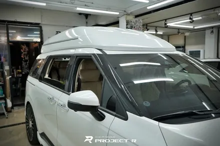 카니발 하이리무진 유광블랙 투톤 랩핑, 골드크롬 부분 포인트 랩핑, 부천 프로젝트알 / 부천 원미구 상동