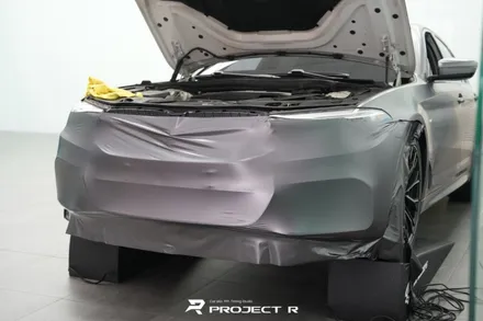 BMW 5시리즈 부분 랩핑, 앞범퍼 사고 3M 사틴 다크그레이 재시공, 부천랩핑 프로젝트알 / 부천 원미구 상동