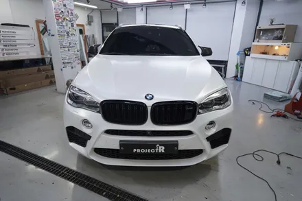 BMW X6 전체 랩핑, 에이버리 사틴 화이트펄 자동차래핑 재시공기 by 부천상동 프로젝트R
