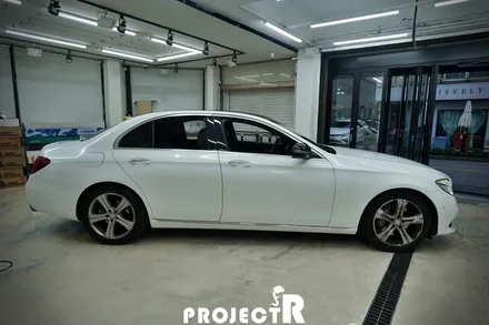 벤츠 E클래스 E300 전체랩핑, 에이버리 다이아몬드 화이트 시공기, 인천랩핑 프로젝트알 / 부천 원미구 상동