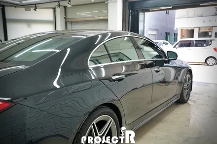 벤츠 CLS 300d 에이버리 사틴블랙 전체 랩핑 시공, 부천 자동차랩핑은 프로젝트알 / 부천 원미구 상동