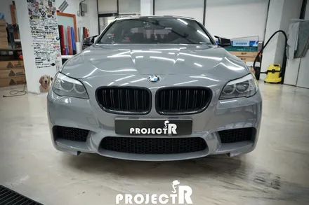 BMW 5시리즈 전체 랩핑, 에이버리 락그레이 자동차 래핑 by 부천 랩핑 전문 프로젝트R / 부천 원미구 상동