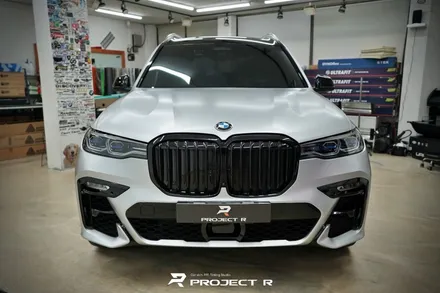 BMW X7 전체 랩핑, 에이버리 사틴 실버 메탈릭 시공, 부천 자동차랩핑 프로젝트R / 부천 원미구 상동
