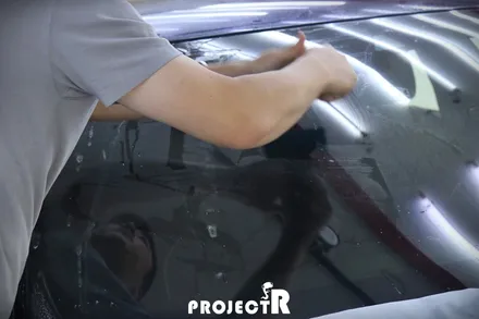 BMW 5시리즈 전면 유리보호를 위한PPF, 윈드쉴드 시공 후기 by 부천 프로젝트R / 부천 원미구 상동